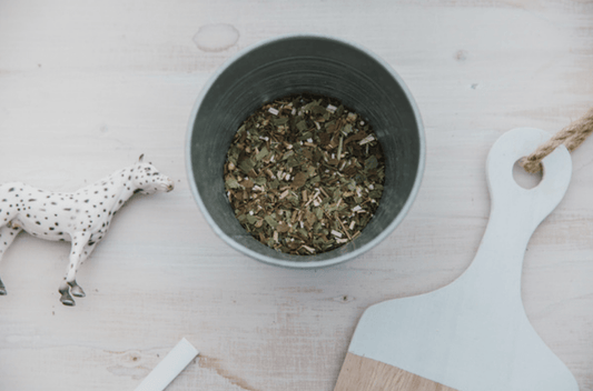 Yrtit hevosen ruokinnassa - Chia de Gracia FI