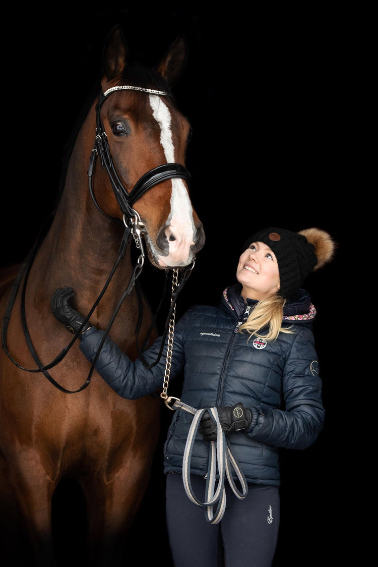 Varusteet hevoselle & ratsastajalle